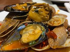 -四海一家自助餐(益田假日广场店)