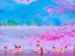 -小芳舞蹈团·少儿舞蹈·中国舞(龙江校区)