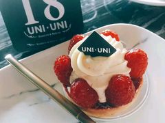 -UNI UNI(环亚凯瑟琳店)