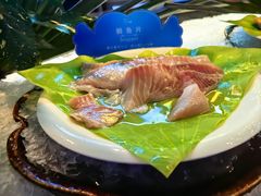 -云顶旋转自助景观餐厅