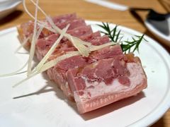 厚切镇江肴肉-苏小柳点心·手作小笼包(CP静安寺分院)