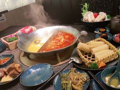 -湊湊火锅·茶憩(打浦桥日月光店)