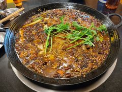 -鸿顺老铁锅美蛙鱼府(解放碑店)