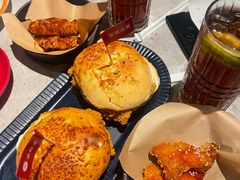 -必胜客(鳌江万达店)