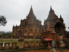-一寨两国风景区