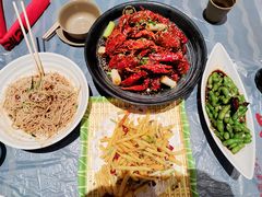 -肥肥虾庄·金牌油焖大虾(杨园滨江时代walk店)