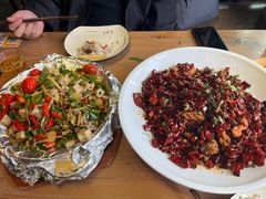 -临界音乐酒馆·小龙虾·江湖菜(华熙LIVE·鱼洞店)