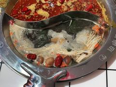 -贤合庄卤味火锅(时代广场店)