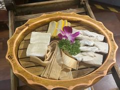 -滇釜火锅·能喝汤的火锅(车公庄店)