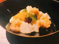 凤梨虾球-穹六人间 people 6(岳阳路店)