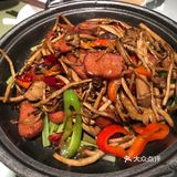 味道酸辣可口，干锅肠，味道也很棒