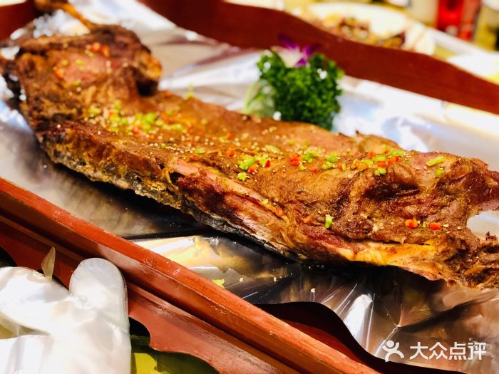 宗泉烤全羊·烤羊腿(解放东路店)烤全羊整只图片