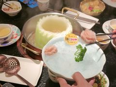 -得意咚瓜·顺德鱼生·冬瓜火锅(深圳首店)