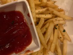 -WOLFGANG PUCK KITCHEN & BAR(迪士尼小镇店)