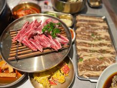 -草家酱蟹炭火烤肉店(珲春南路一店)