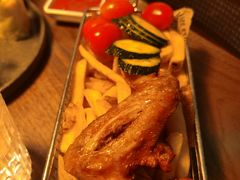 -来龙里 精致 东南亚餐室(万象城店)