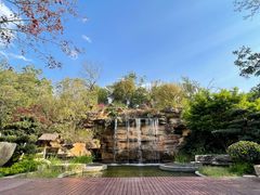 -七彩云南古滇温泉山庄