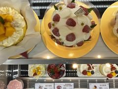 -花花卷卷·鲜食蛋糕(静安久光百货店)