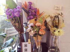 -Cafe Villa