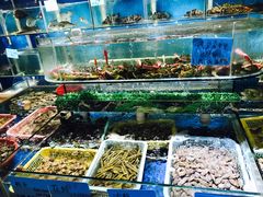 -鑫悦楼煎蟹·16年海鲜大排档