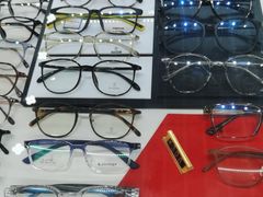-三叶眼镜城(八佰伴店)
