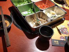 -谭鸭血老火锅(龙湖宝山天街店)