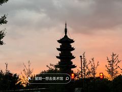 -龙华寺