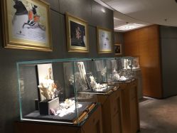 -北京七彩云南翡翠珠宝旗舰店(月坛店)