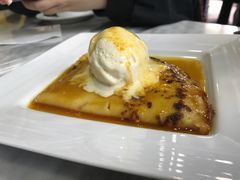 热柠檬薄饼配云呢拿雪糕-安德鲁饼店(总店)