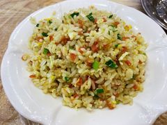 -江城燕子大排档(江汉路步行街店)