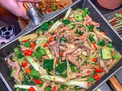-何师烧烤Pro ·江湖川菜·小龙虾·精酿(太古里旗舰店)
