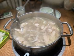 -拾里椰乡·海南椰子鸡(珠影星光城店)