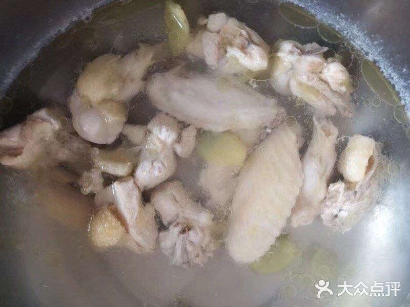土味鸡汤，滋补营养，原汁原味，清淡~
