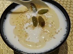 哈萨克酸奶-巴扎美食·新疆菜·西域歌舞表演餐厅(新疆大厦店)