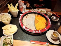 -水巷子·巴掌腰片重庆火锅(巧家店)