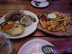 -埠口精酿夜景餐酒吧· BREWPORT BISTRO(长嘉汇重庆之眼店)
