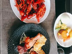 -唐拉雅秀酒店-西锦汇空中BBQ·思创餐厅