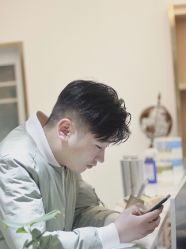 -发饰美男士增发补发假发定制店