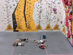 -问山MountQuest攀岩馆