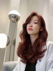 -MODEL'S HAIR