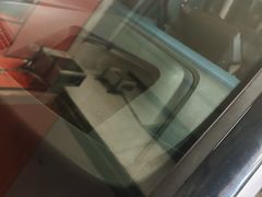 -鲨鱼皮汽车凹陷玻璃修复(静安店)