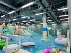 -新华百货CC Park购物广场