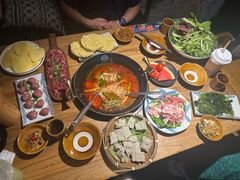 -贵厨酸汤牛肉(小十字店)