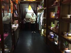 -一叶一世界•素食餐厅(环球中心店)