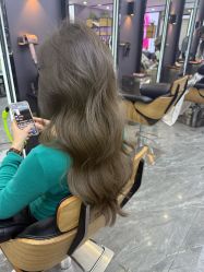 -藤野造型烫染·漂发