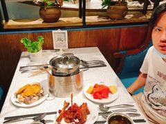 -领鲜活海鲜榴莲自助火锅(东门店)