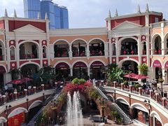 -佛罗伦萨小镇广佛名品奥特莱斯(疏港路店)