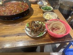 -六公里老火锅(总店)
