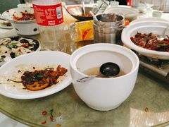 -饭怕鱼·黄焖鲟龙鱼(湖大店)