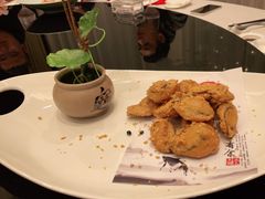 -无锡鼎尚皇冠酒店